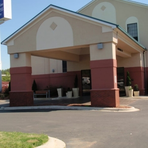 Photo of Holiday Inn Express & Suites Birmingham NE - Trussville