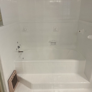 Photo of Bathroom Surface Solutions