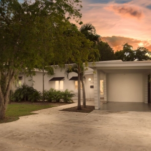 Photo of Laura Graves Real Estate