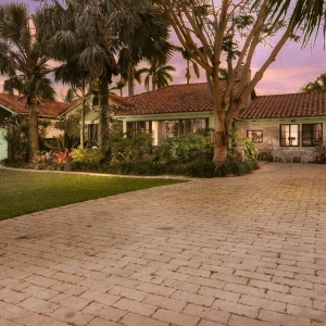 Photo of Laura Graves Real Estate