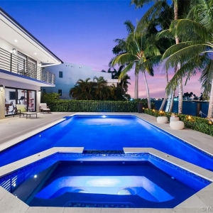 Photo of Laura Graves Real Estate