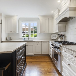 Photo of Linda Gedney - Compass Real Estate