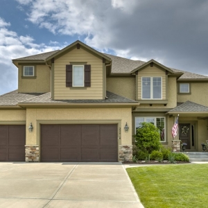 Photo of Janet Fournier - RE/MAX State Line
