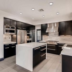 Photo of Lornabeth Joco - Realty One Group