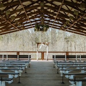 Photo of The Ole Oak Barn