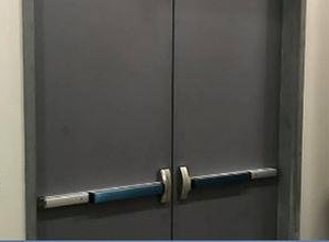 Photo of Commercial Door