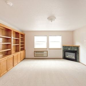 Photo of Brittany Matthews - Ideal Planet PDX -Think Real Estate