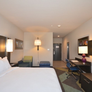 Photo of Holiday Inn Express & Suites Oklahoma City Mid - Arpt Area