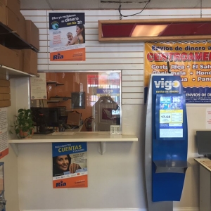 Photo of Fruitvale Shipping Center