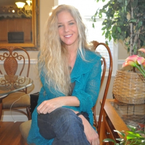 Photo of Teresa Lynne