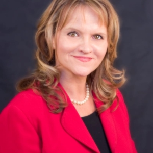 Photo of Margit Tesar Realtor