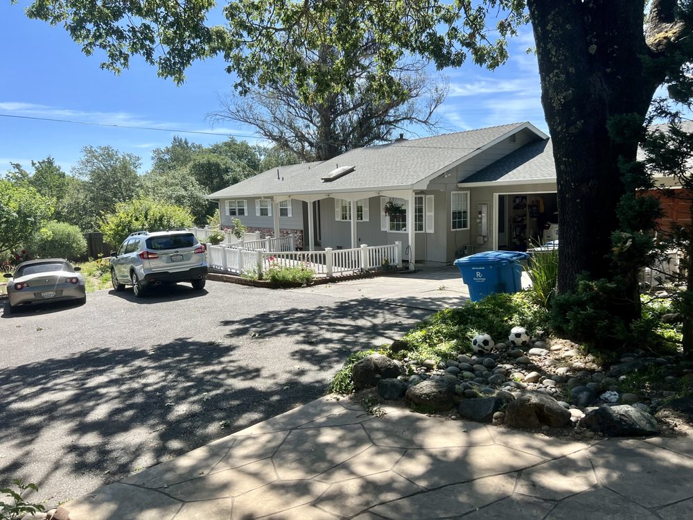 Capstone Roofing Uahot