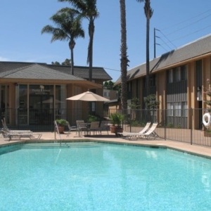 Photo of Pacific Breeze Apartments