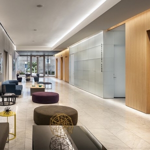 Photo of D Pham - Miami Â Real Estate