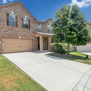 Photo of Brianna Jones - All City Real Estate