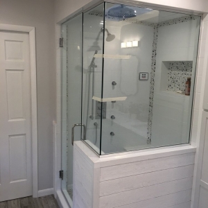 Photo of Glass & Mirror Plus