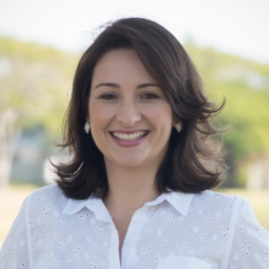 Photo of Cristiane Avila | Real Estate Broker Associate