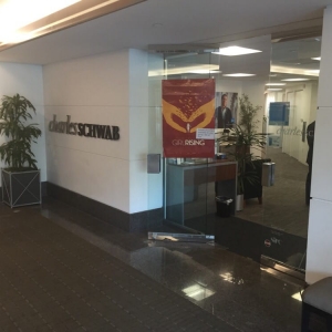 Photo of Charles Schwab