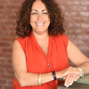 Photo of Julie Thum-RE/MAX Elite