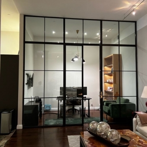 Photo of Eqwipt Glass And Mirror
