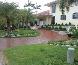 Miami Amarildho L Ingaroca Lawn Service and Landscaping