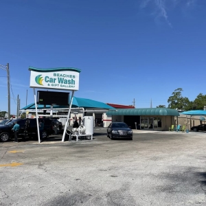 Photo of Beaches Car Wash & Gift Gallery
