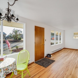 Photo of Marcus Hoffman - REALTOR/Broker John L Scott Real Estate