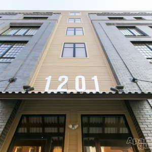 Photo of 1201 S Charles Street Apartments