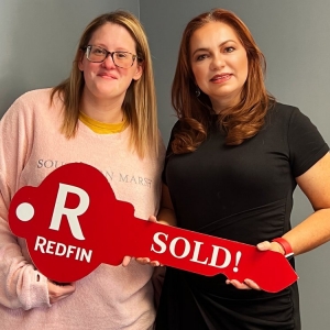 Photo of Liliana Perez - Redfin