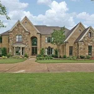 Photo of Judy McLellan - Crye-Leike Realtors