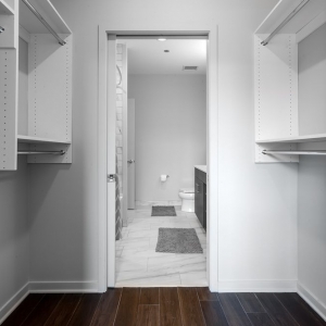 Photo of Luxe on Chicago Apartments