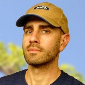 Photo of Actor Gear
