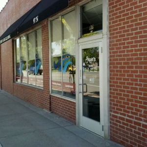 Photo of Faye's Laundry & Drycleaning
