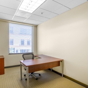 Photo of Regus Missouri Country Club Plaza