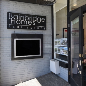 Photo of Julie Meyers-Bainbridge Homes Real Estate