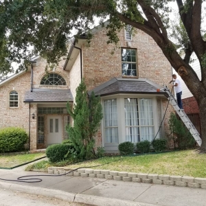 Photo of Metroplex Window and Gutter Cleaning