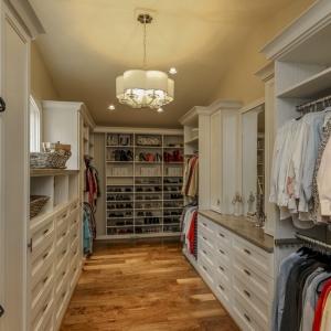 Photo of Closet Factory