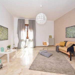 Photo of Les Mess Cleaning & Decluttering