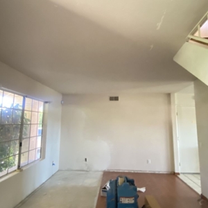 Photo of Modern Plus Painting