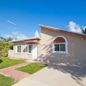 Photo of 1 On 1 Real Estate