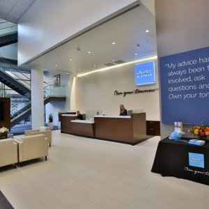 Photo of Charles Schwab