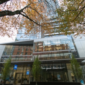 Photo of Charles Schwab