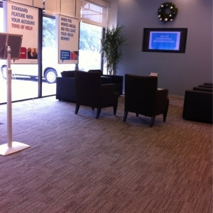 Photo of Charles Schwab