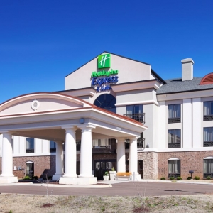 Photo of Holiday Inn Express & Suites Covington