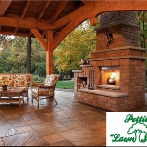 Photo of Pettit's Lawnscapes