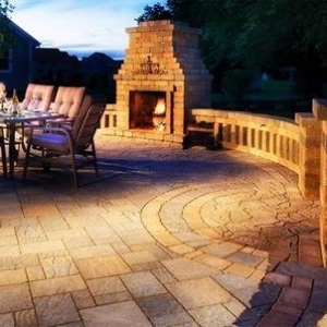 Photo of Pettit's Lawnscapes
