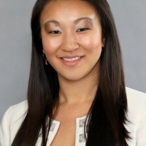 Culver City Edward Jones - Financial Advisor: Deborah Der, CFPÂ®