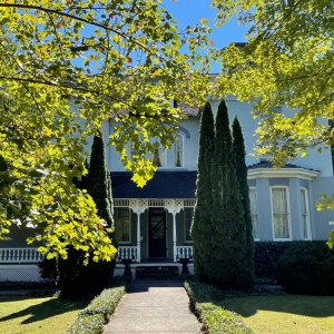 Photo of Falcon Rest Mansion & Gardens