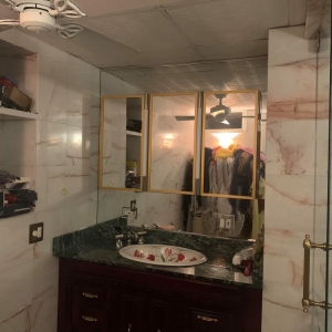 Photo of Ashland Glass & Mirror Design
