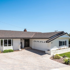 Photo of Lisa Abbate - Palm Realty Boutique